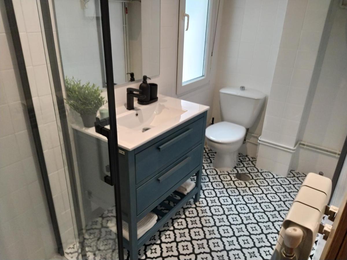 Apartamento De 120M2 Al Lado De Cabarceno Saron Luaran gambar