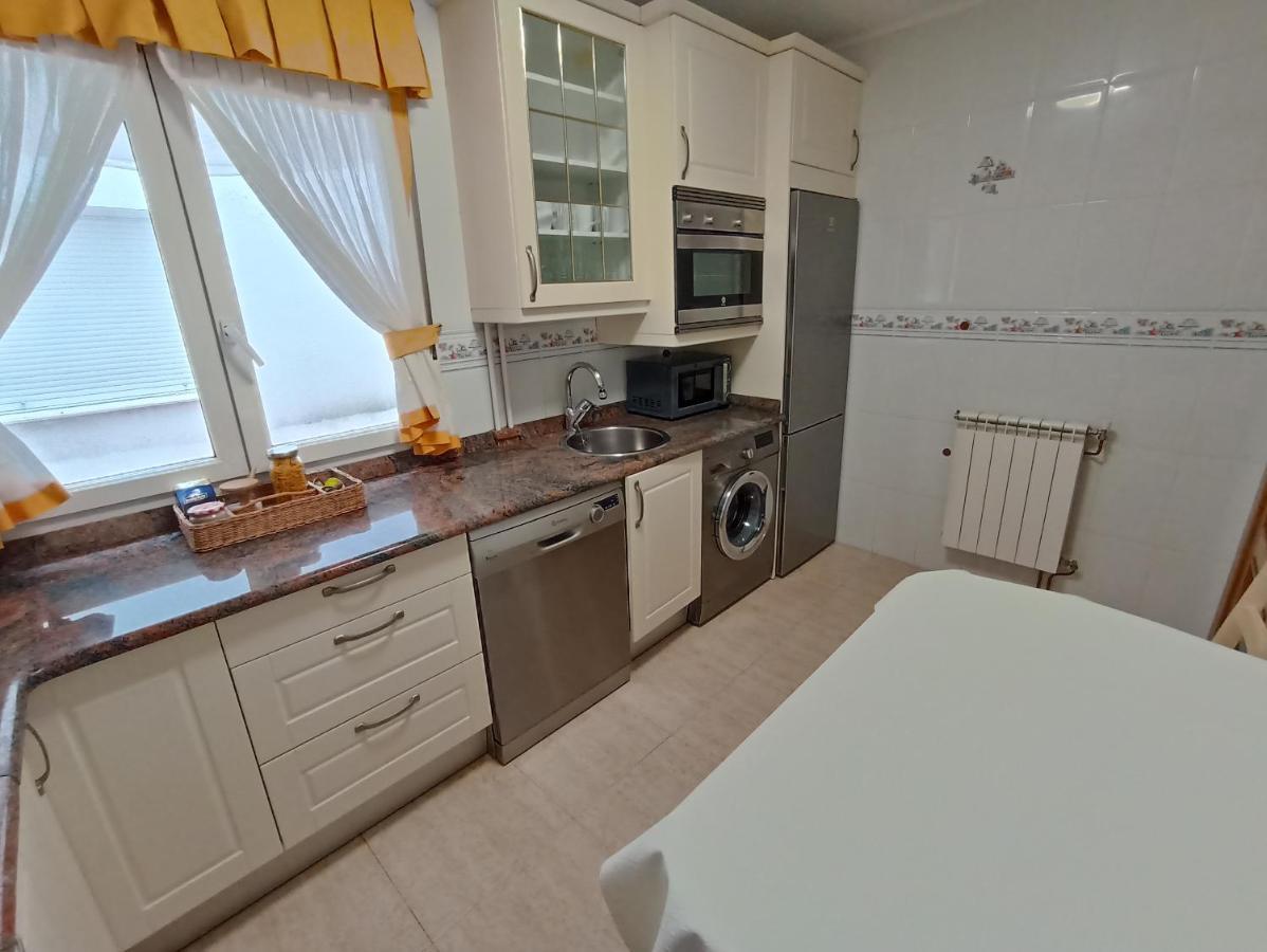 Apartamento De 120M2 Al Lado De Cabarceno Saron Luaran gambar
