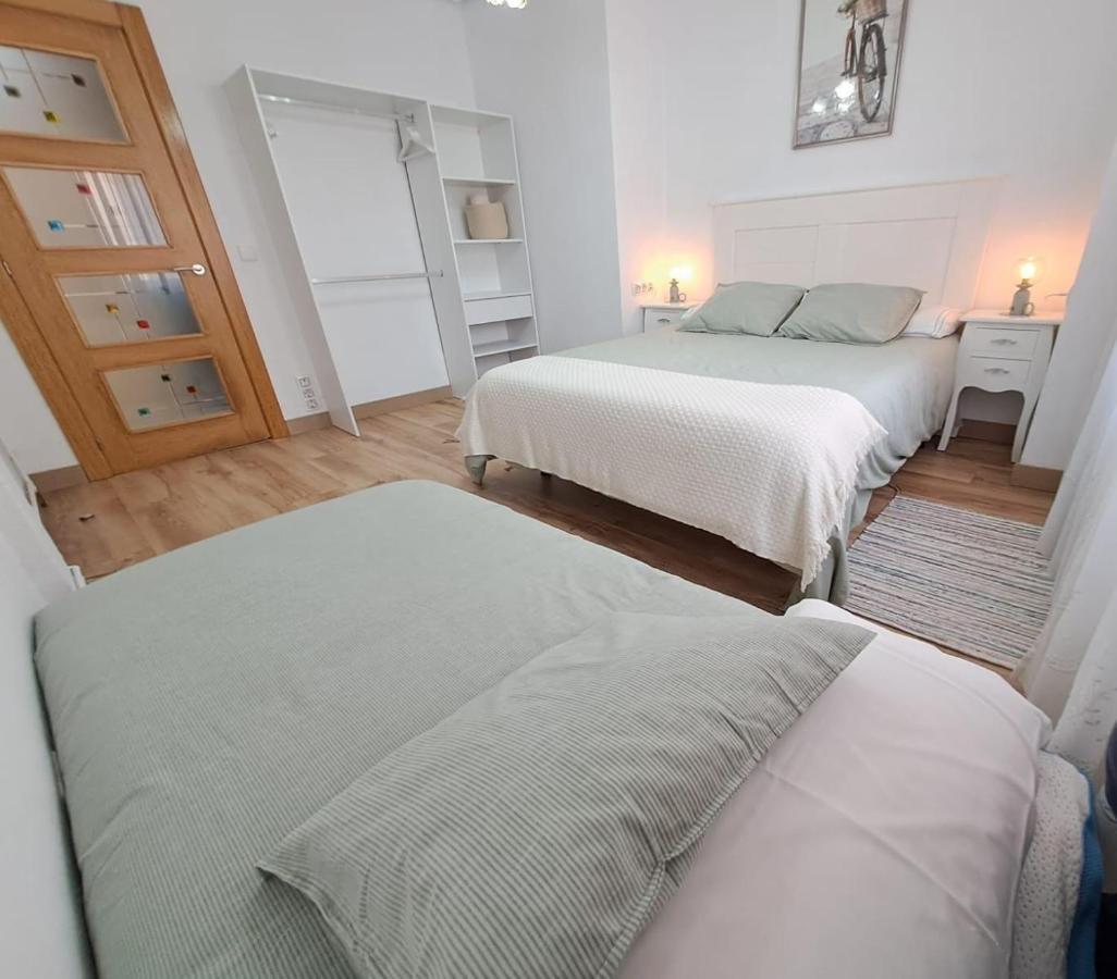 Apartamento De 120M2 Al Lado De Cabarceno Saron Luaran gambar