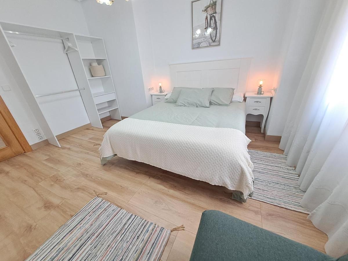 Apartamento De 120M2 Al Lado De Cabarceno Saron Luaran gambar
